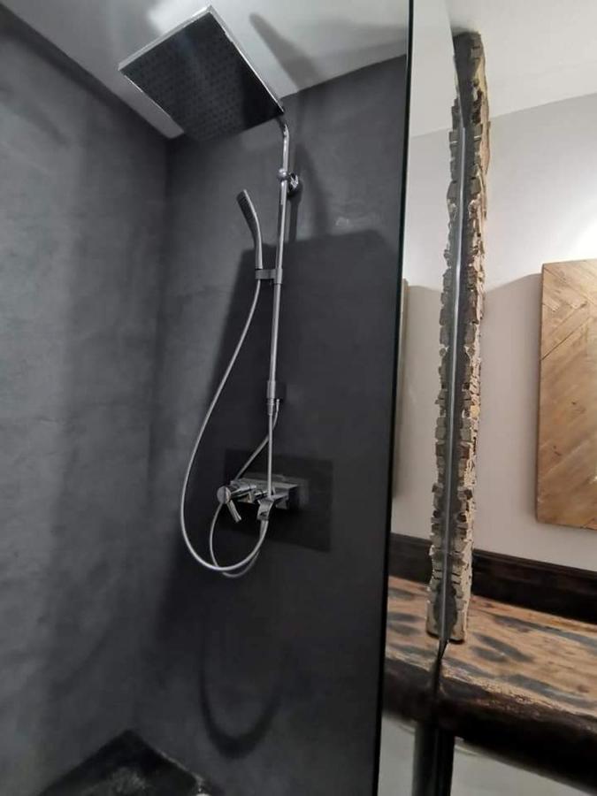 Ferienwohnung Loft 100M2 Neuf Entierement Equipee Callac Exterior foto